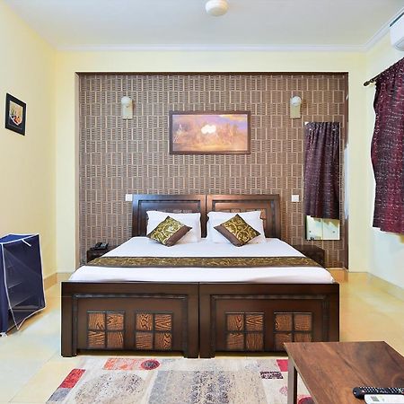 Studio Serviced Apartments Near Fortis Hospital Gurgaon Eksteriør bilde