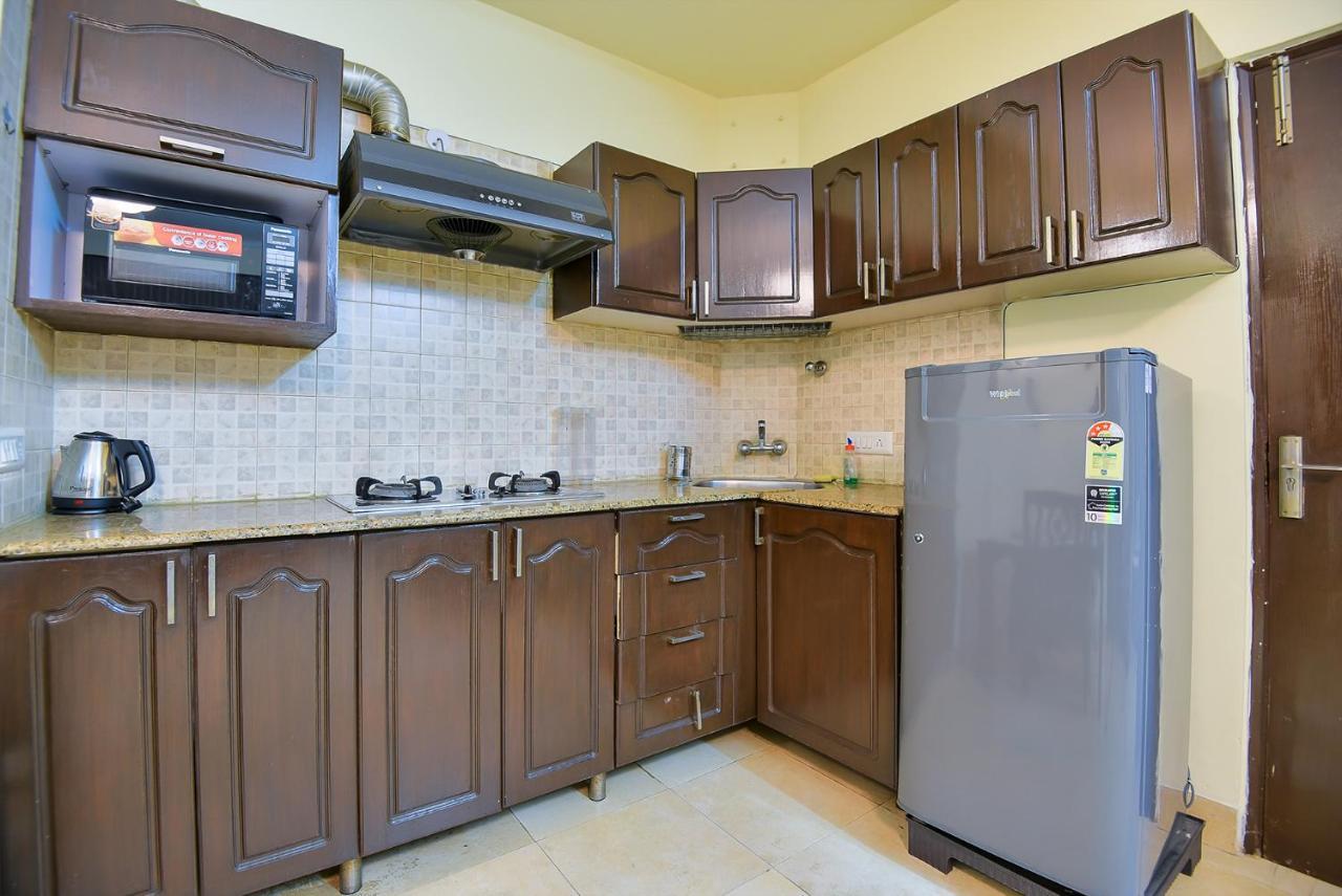 Studio Serviced Apartments Near Fortis Hospital Gurgaon Eksteriør bilde