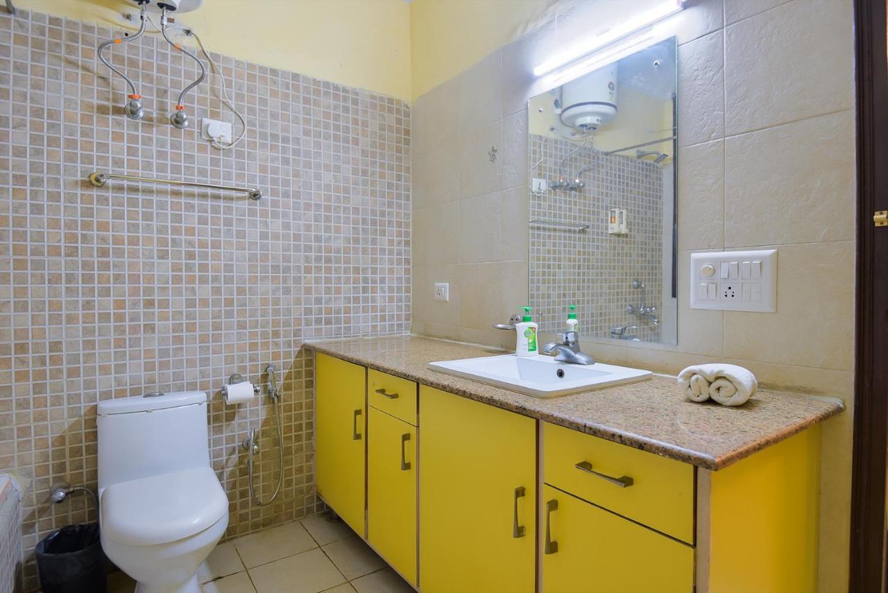 Studio Serviced Apartments Near Fortis Hospital Gurgaon Eksteriør bilde