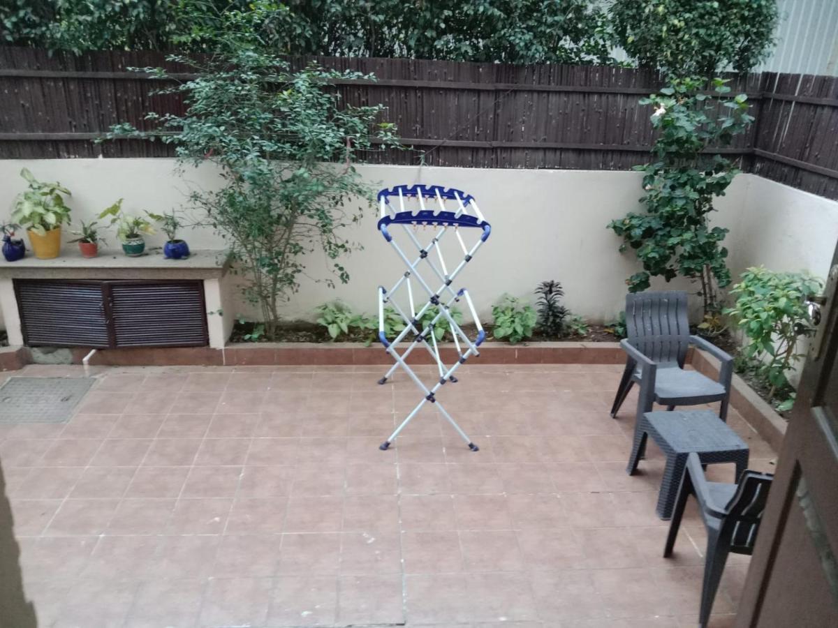 Studio Serviced Apartments Near Fortis Hospital Gurgaon Eksteriør bilde