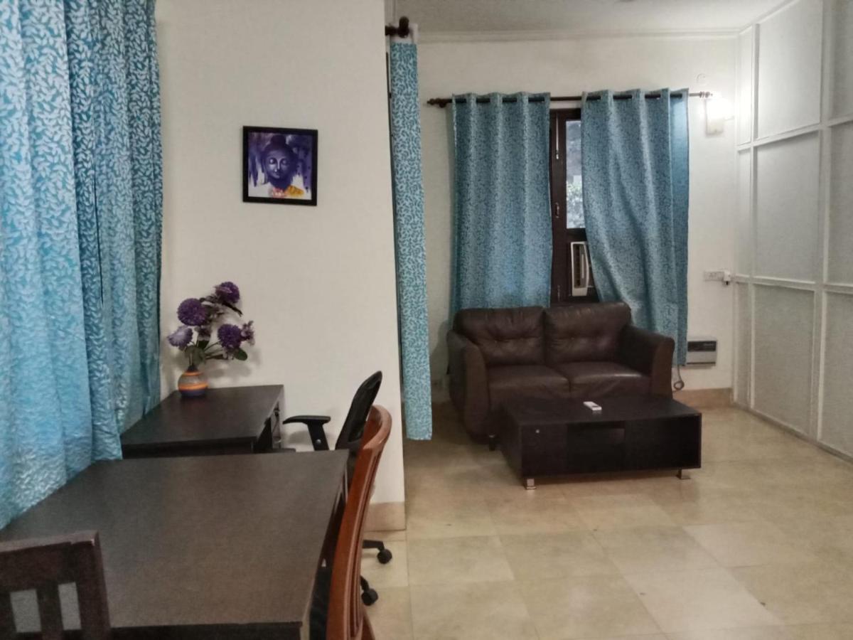 Studio Serviced Apartments Near Fortis Hospital Gurgaon Eksteriør bilde