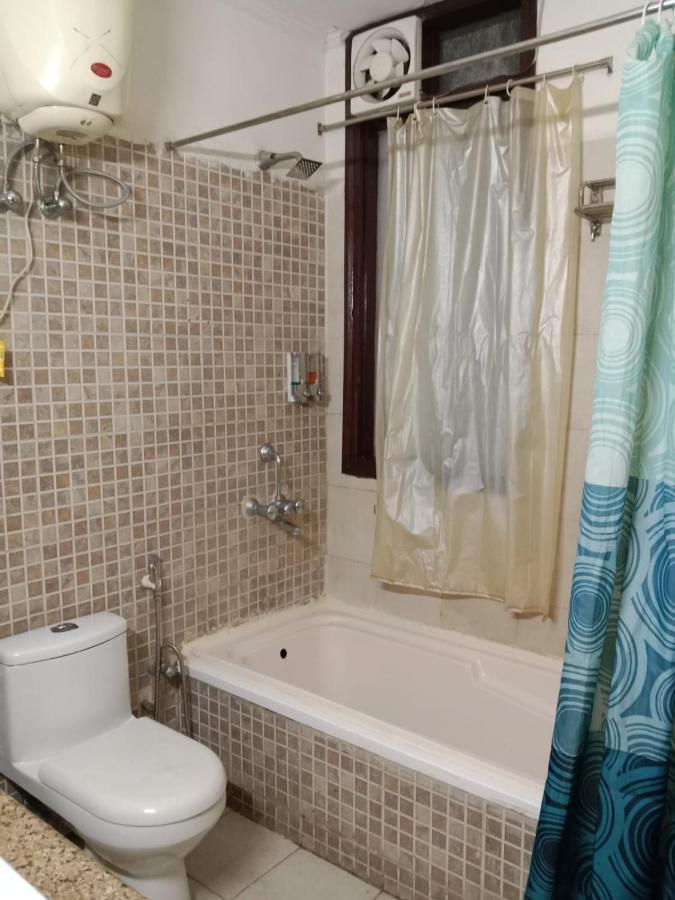 Studio Serviced Apartments Near Fortis Hospital Gurgaon Eksteriør bilde