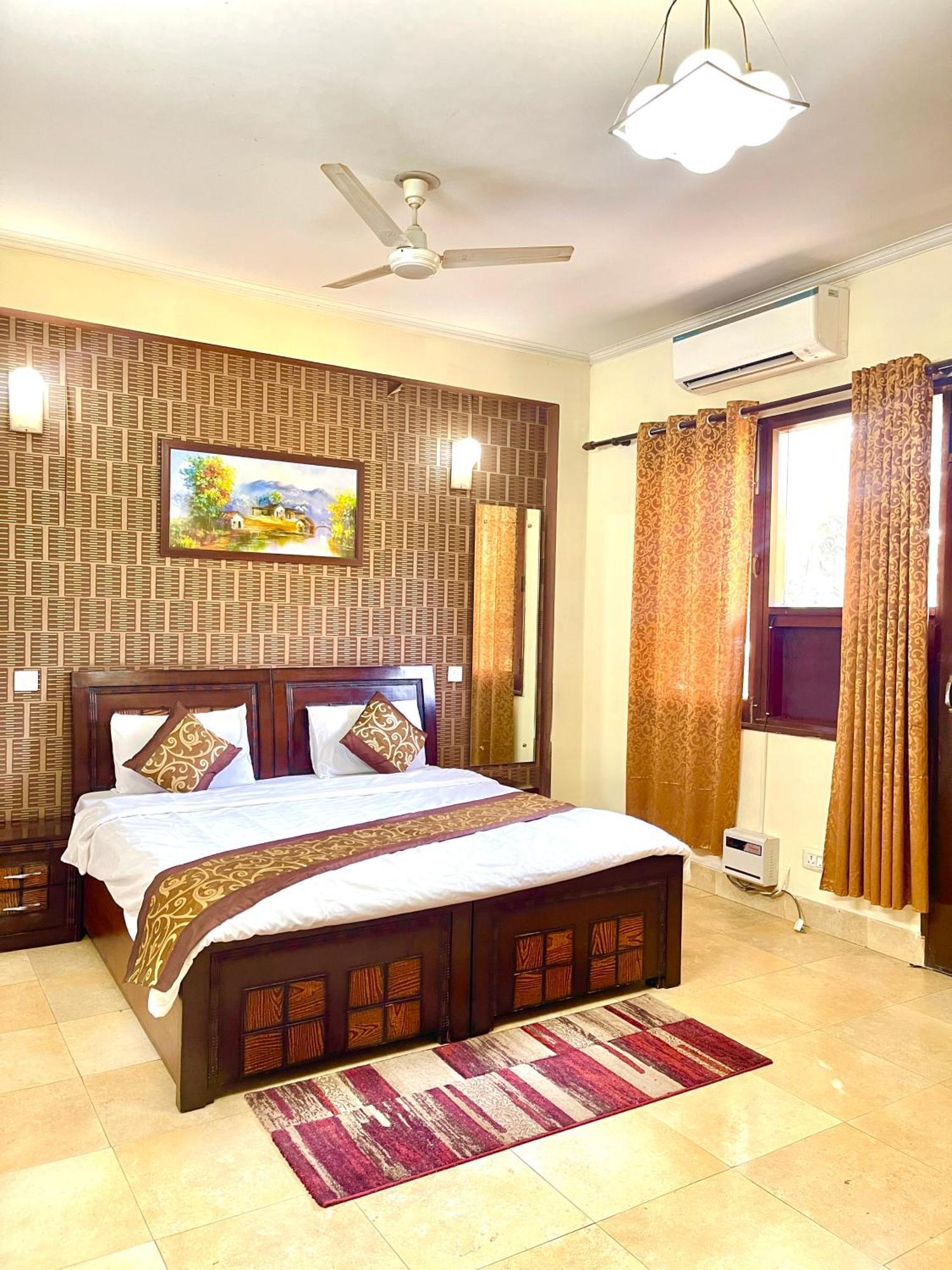 Studio Serviced Apartments Near Fortis Hospital Gurgaon Eksteriør bilde