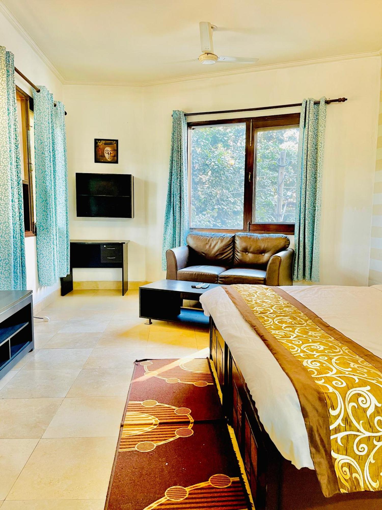 Studio Serviced Apartments Near Fortis Hospital Gurgaon Eksteriør bilde